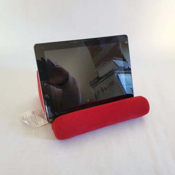 IPad reader or tablet stand - Picture 7 of 7